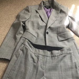 Express 2 piece pant suit